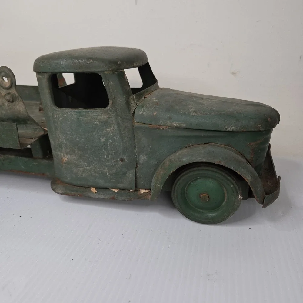 Vintage Strutco Flat bed Hauler